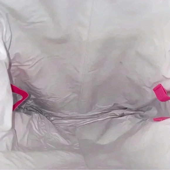 Lilly Pulitzer Picnic Backpack Cooler - Picture 4 of 9